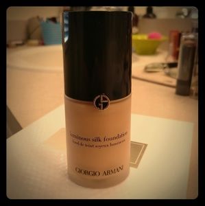 Giorgio Armani luminous silk foundation